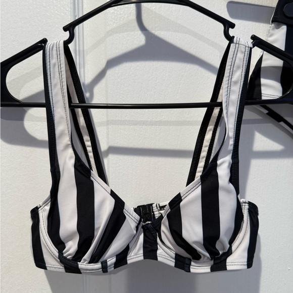 Bikini Bundle - Picture 8 of 11